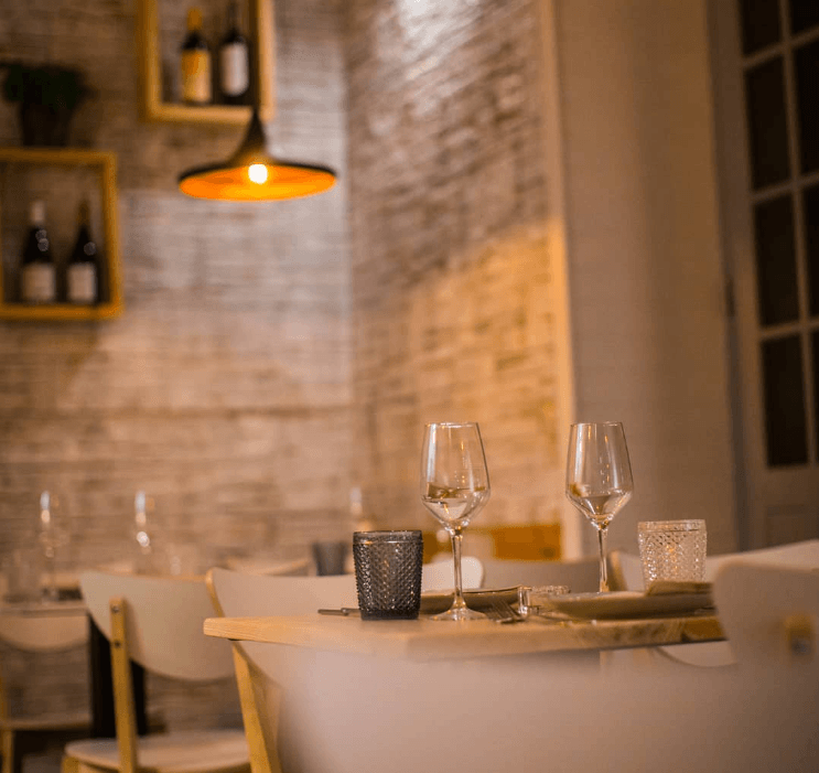 Dining tables inside Terra à Terra restaurant